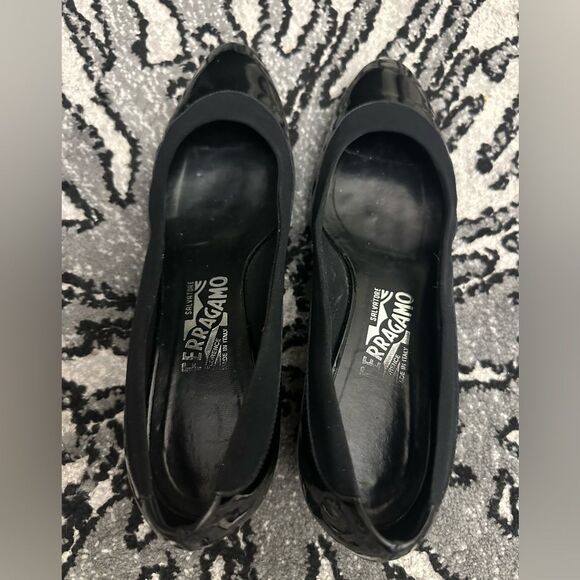 Salvatore Ferragamo Black Patent Leather Flats - Picture 6 of 9